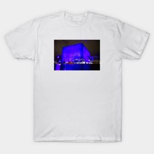 Copenhagen modern architecture / Swiss Artwork Photography T-Shirt